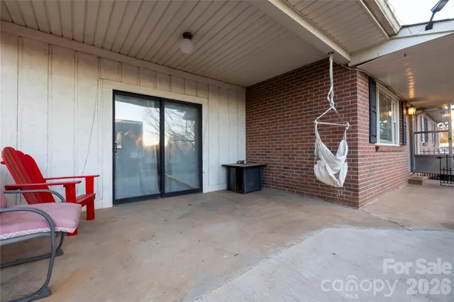 $199,000 | 2276 Shady Grove Road, Connelly Springs, NC 28612