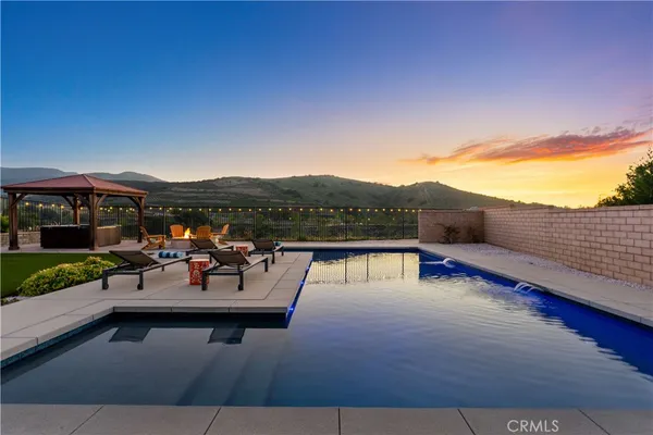 $1,350,000 | 359 Sequoia Avenue, Simi Valley, CA 93065