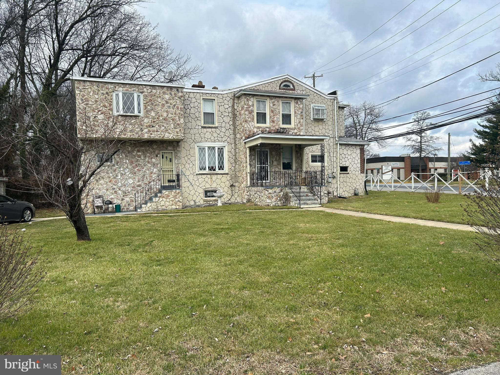 710 Calcon Hook Road Sharon Hill, PA 19079 - Photo 1 of 29