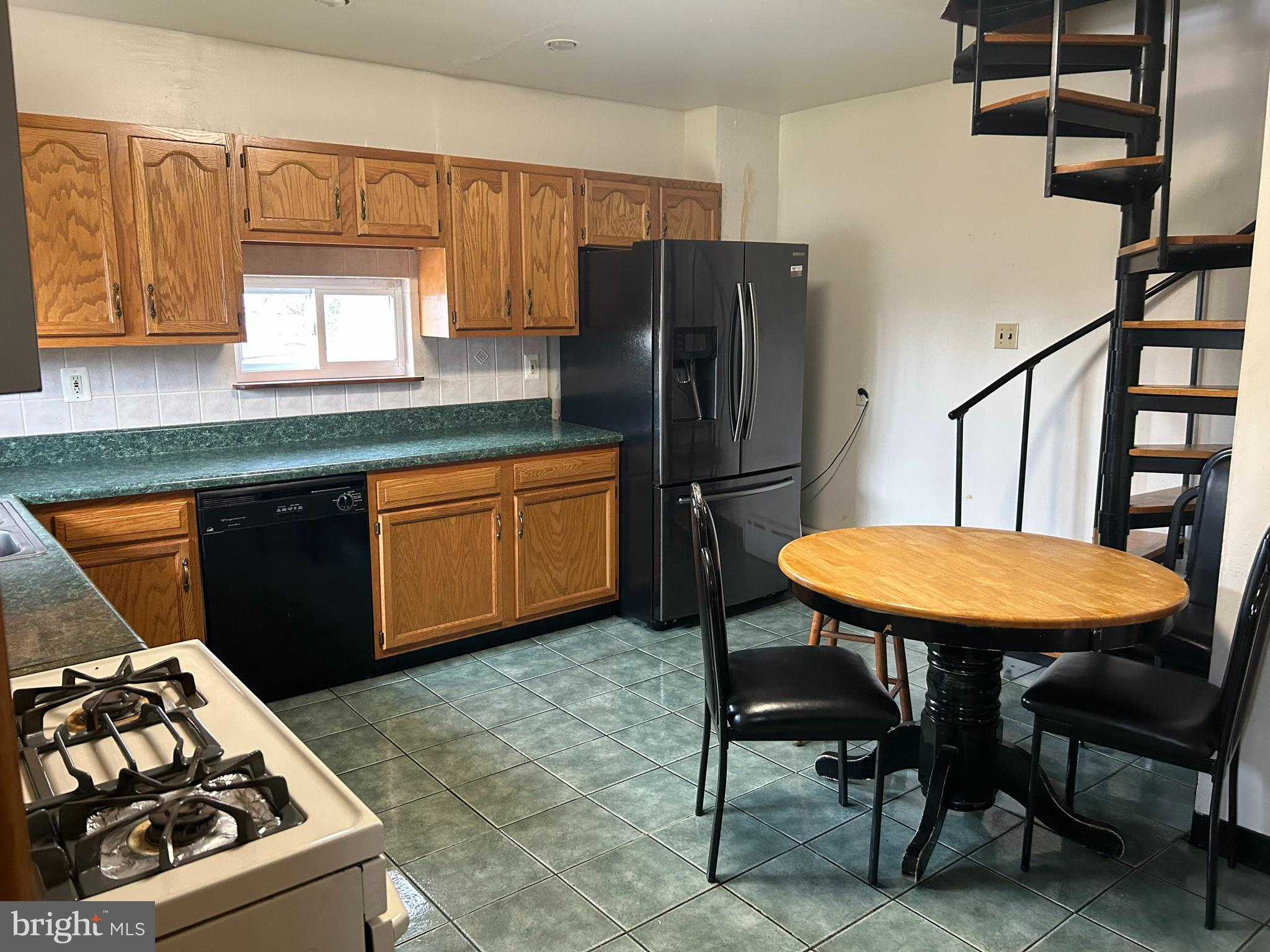 710 Calcon Hook Road Sharon Hill, PA 19079 - Photo 14 of 29