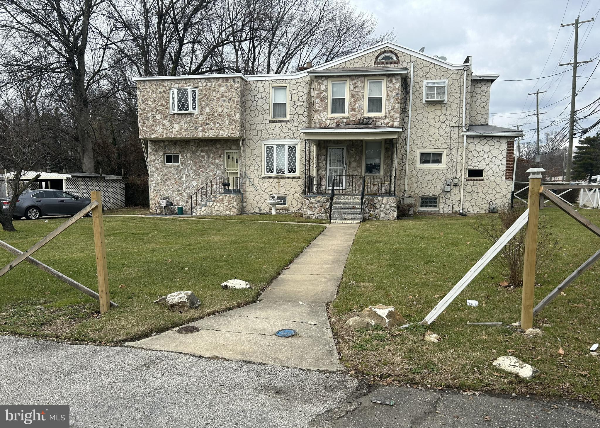 710 Calcon Hook Road Sharon Hill, PA 19079 - Photo 2 of 29