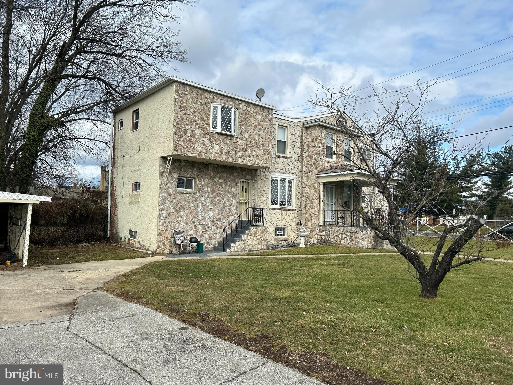 710 Calcon Hook Road Sharon Hill, PA 19079 - Photo 3 of 29