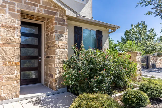 $2,500 | 12606 Elemina Trail, San Antonio, TX 78249