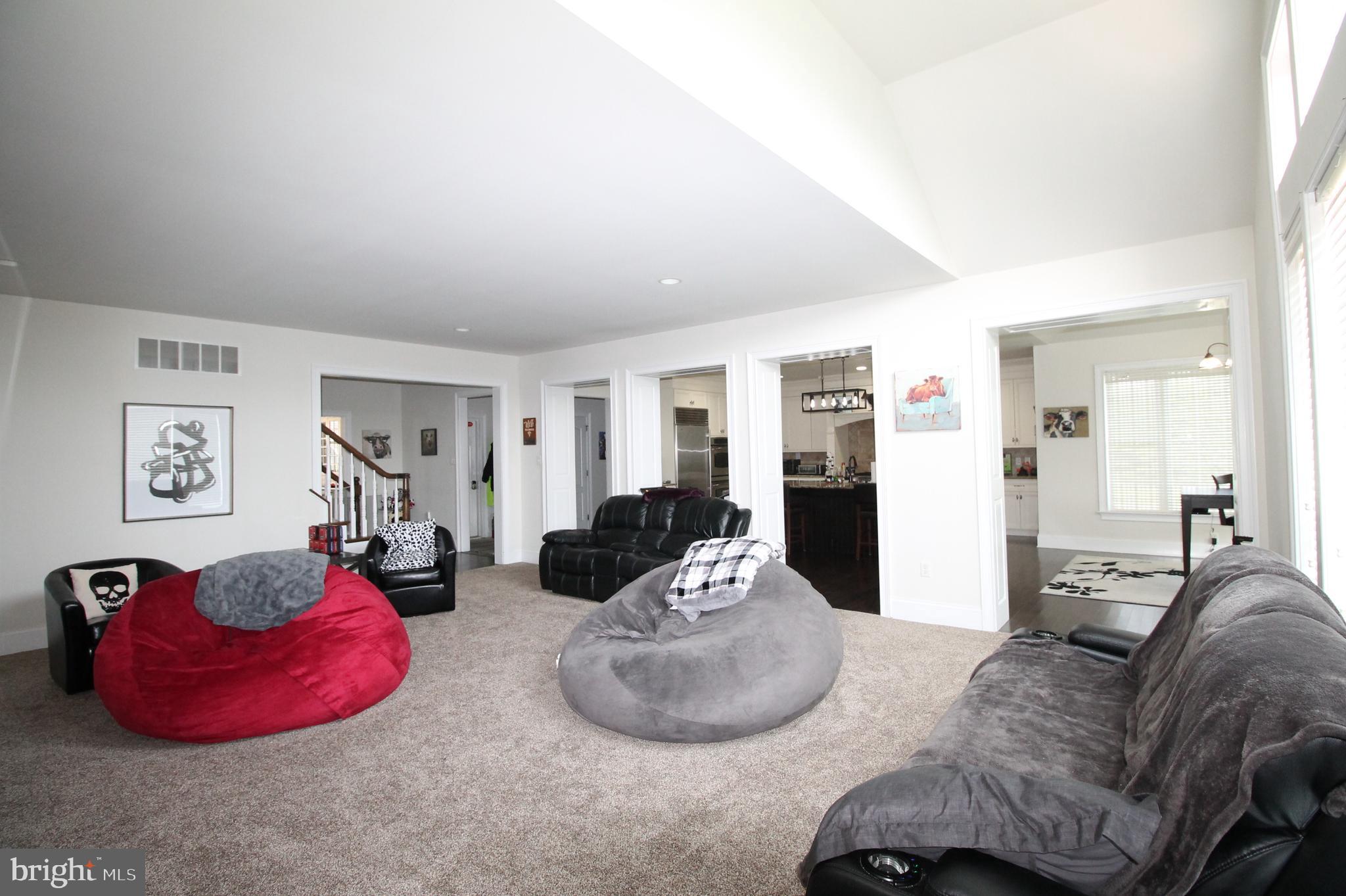 1535 High Country Road Downingtown, PA 19335 - Photo 15 of 47