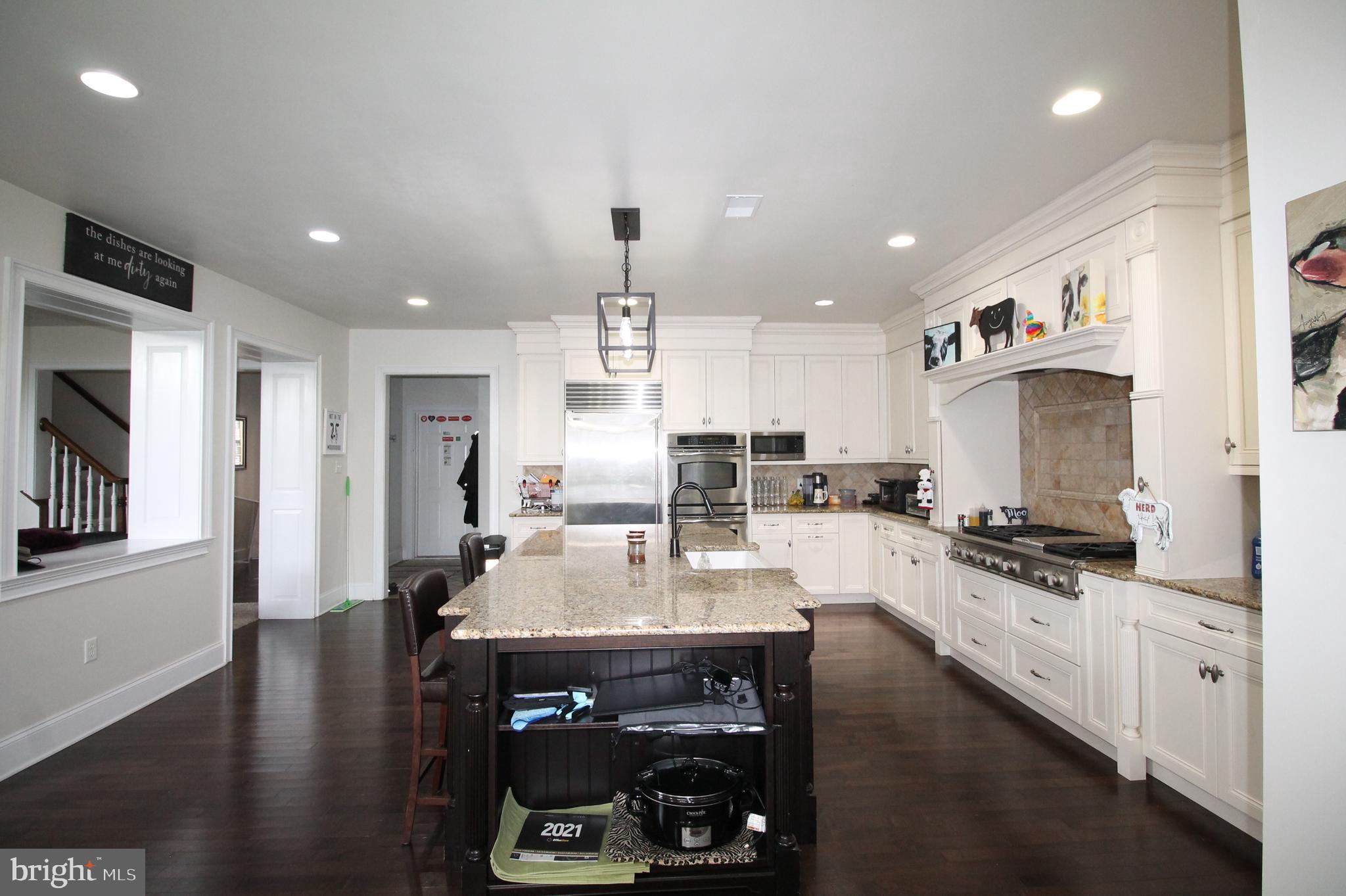 1535 High Country Road Downingtown, PA 19335 - Photo 3 of 47
