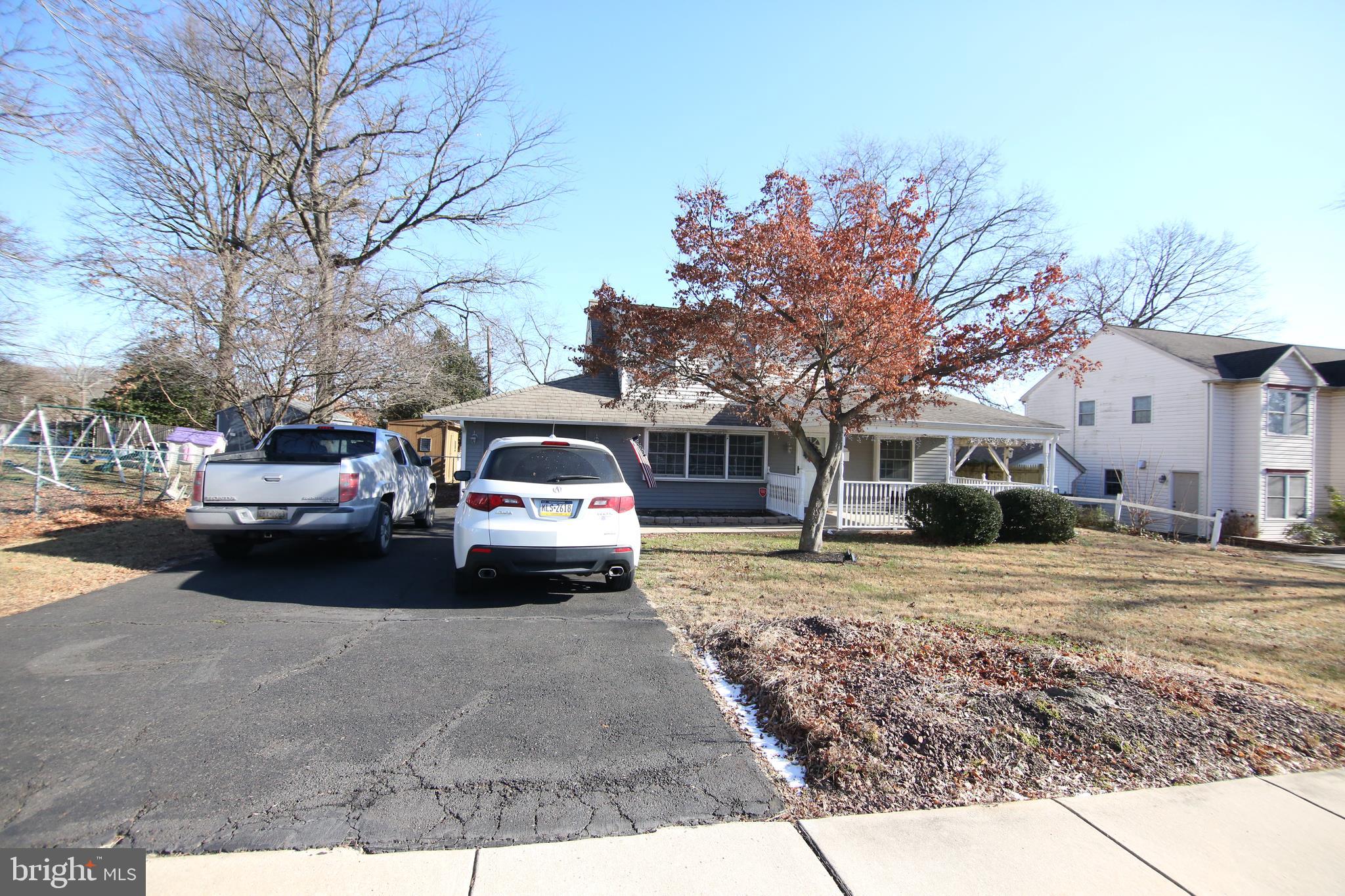 100 Cobalt Cross Road Levittown, PA 19057 - Photo 4 of 31 Gallery Image 4