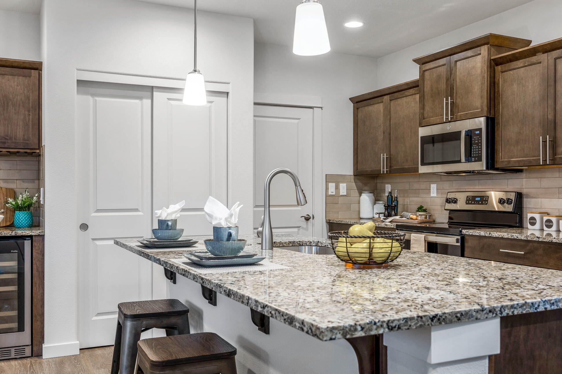 21505 Oconnor Way Bend, OR 97701 - Photo 4 of 14