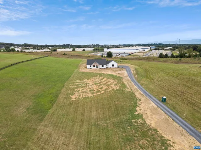 $689,000 | 1416 Ladd Road, Waynesboro, VA 22980