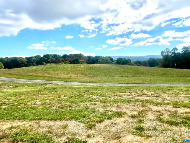 $689,000 | 1416 Ladd Road, Waynesboro, VA 22980