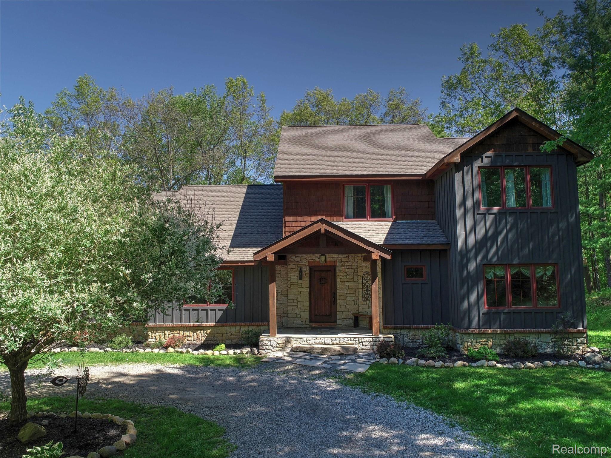 2877 East Schafer Road Howell, MI 48843 - Photo 1 of 31 01.jpg