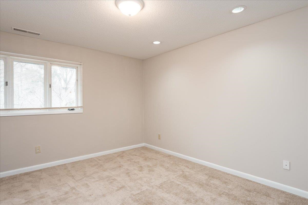 52 Stoneridge Road Durham, NC 27705 - Photo 21 of 26 Photo 22