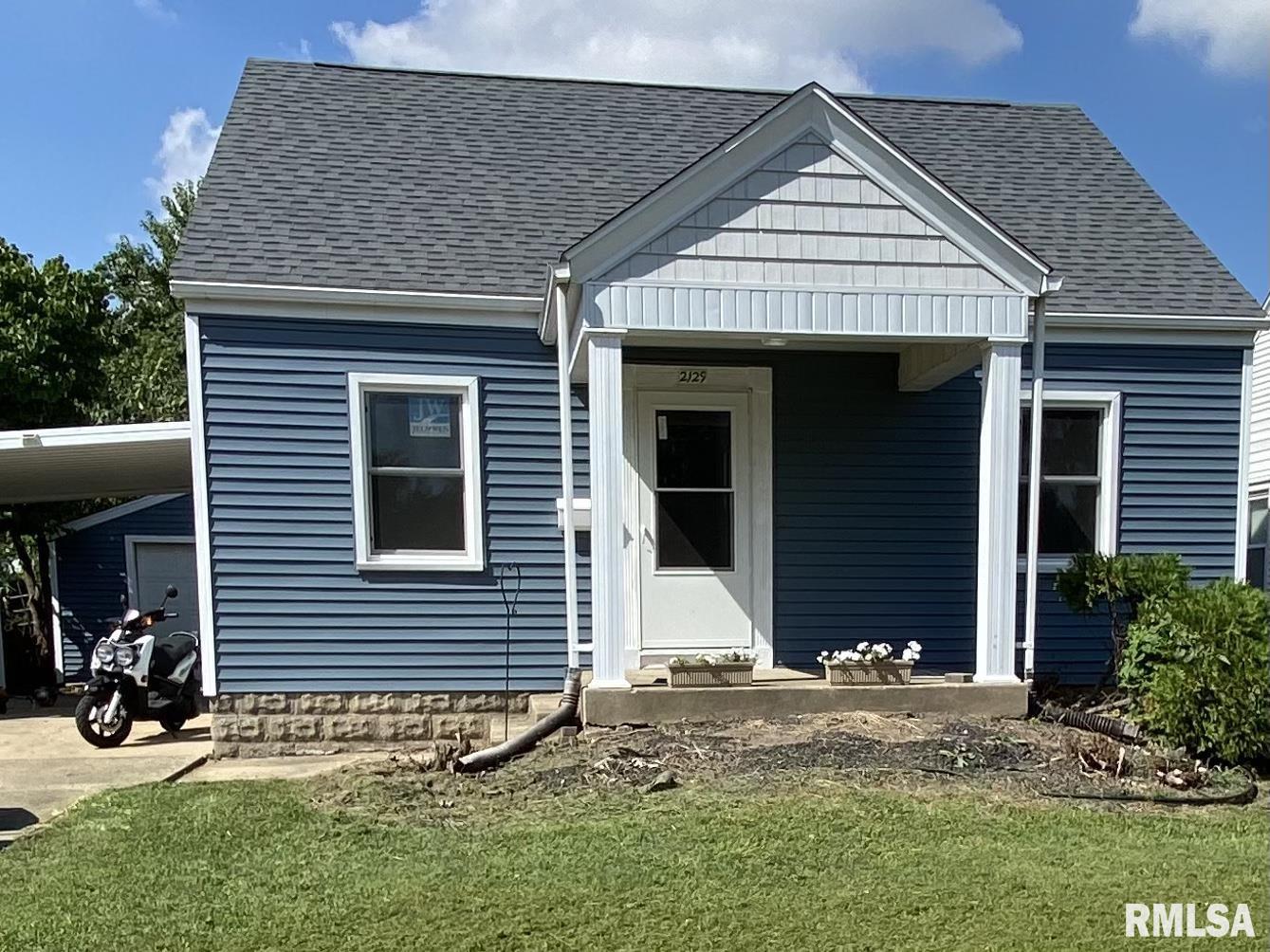 2129 North 19th Street Springfield, IL 62702 - Photo 1 of 25