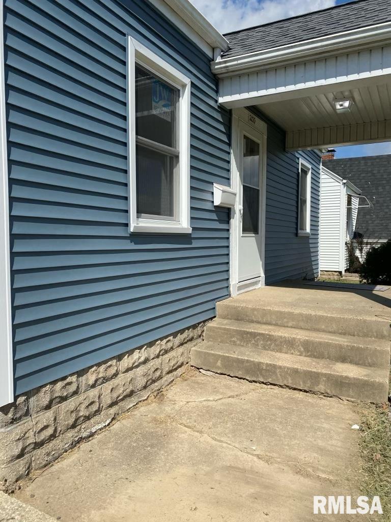 2129 North 19th Street Springfield, IL 62702 - Photo 2 of 25
