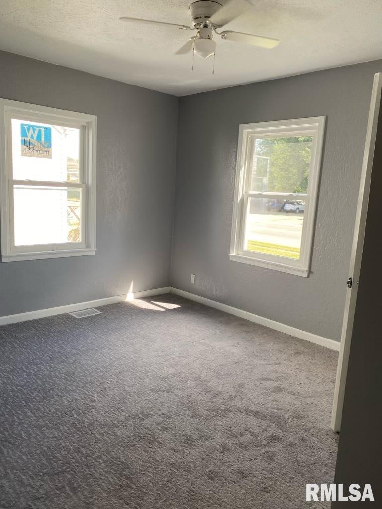 2129 North 19th Street Springfield, IL 62702 - Photo 12 of 25