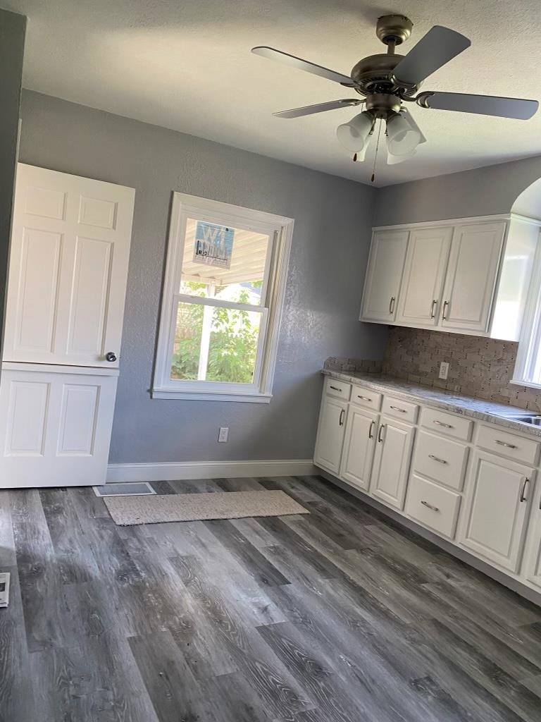 2129 North 19th Street Springfield, IL 62702 - Photo 9 of 25
