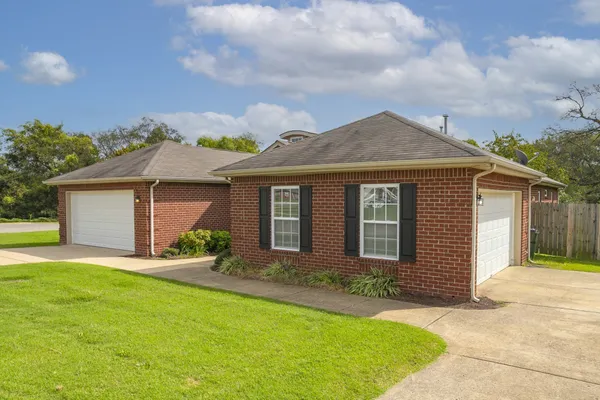 $1,725 | 564 Rose Cottage Circle, Gallatin, TN 37066