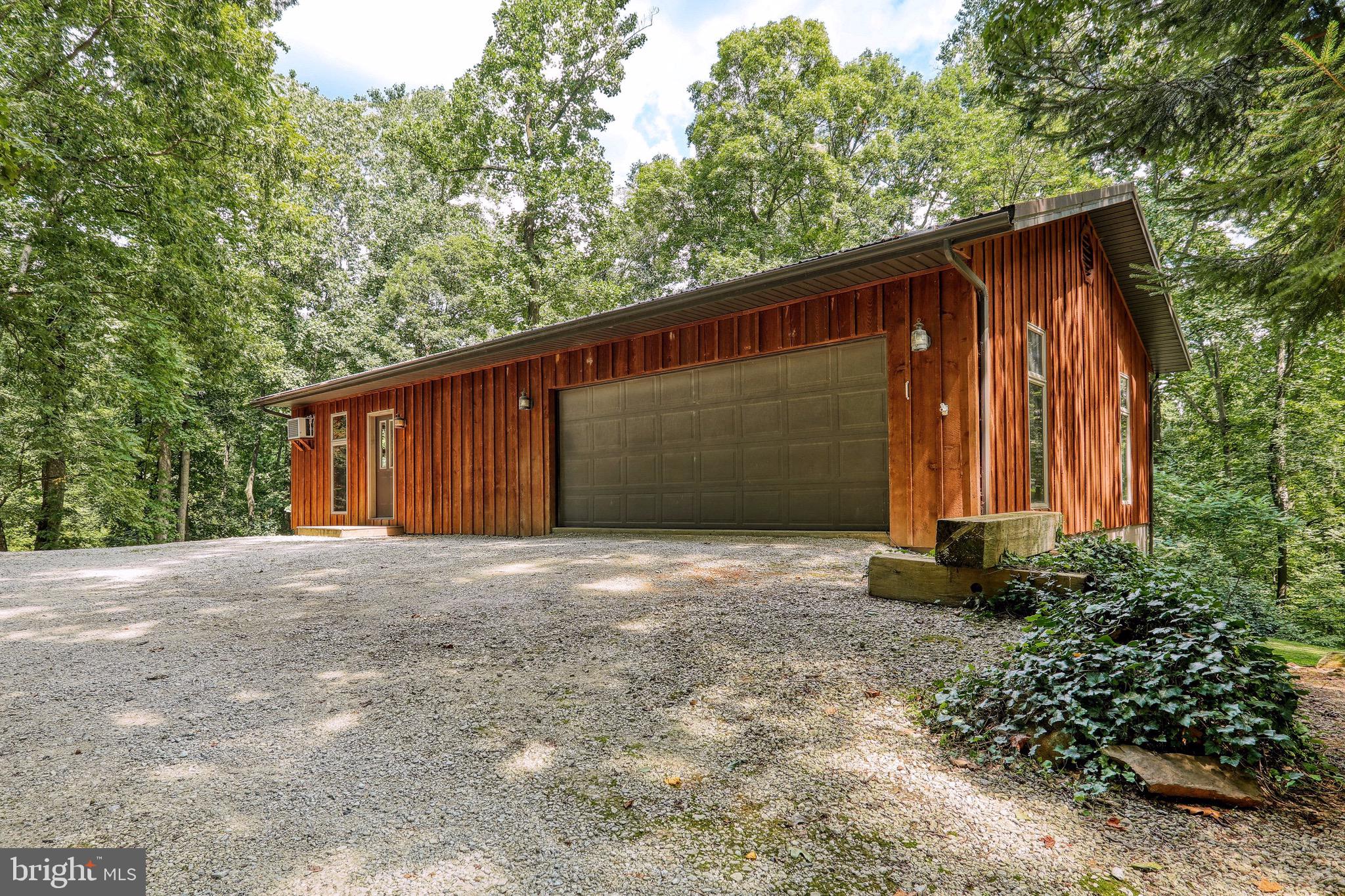799 Chestnut Hill Road Aspers, PA 17304 - Photo 10 of 54