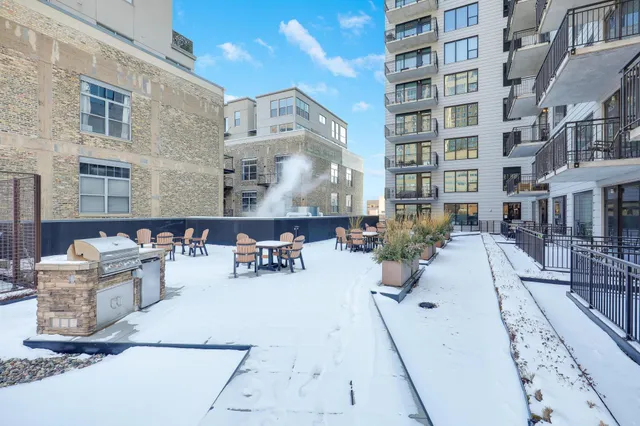 $2,950 | 740 Portland Avenue, Unit 907, Minneapolis, MN 55415