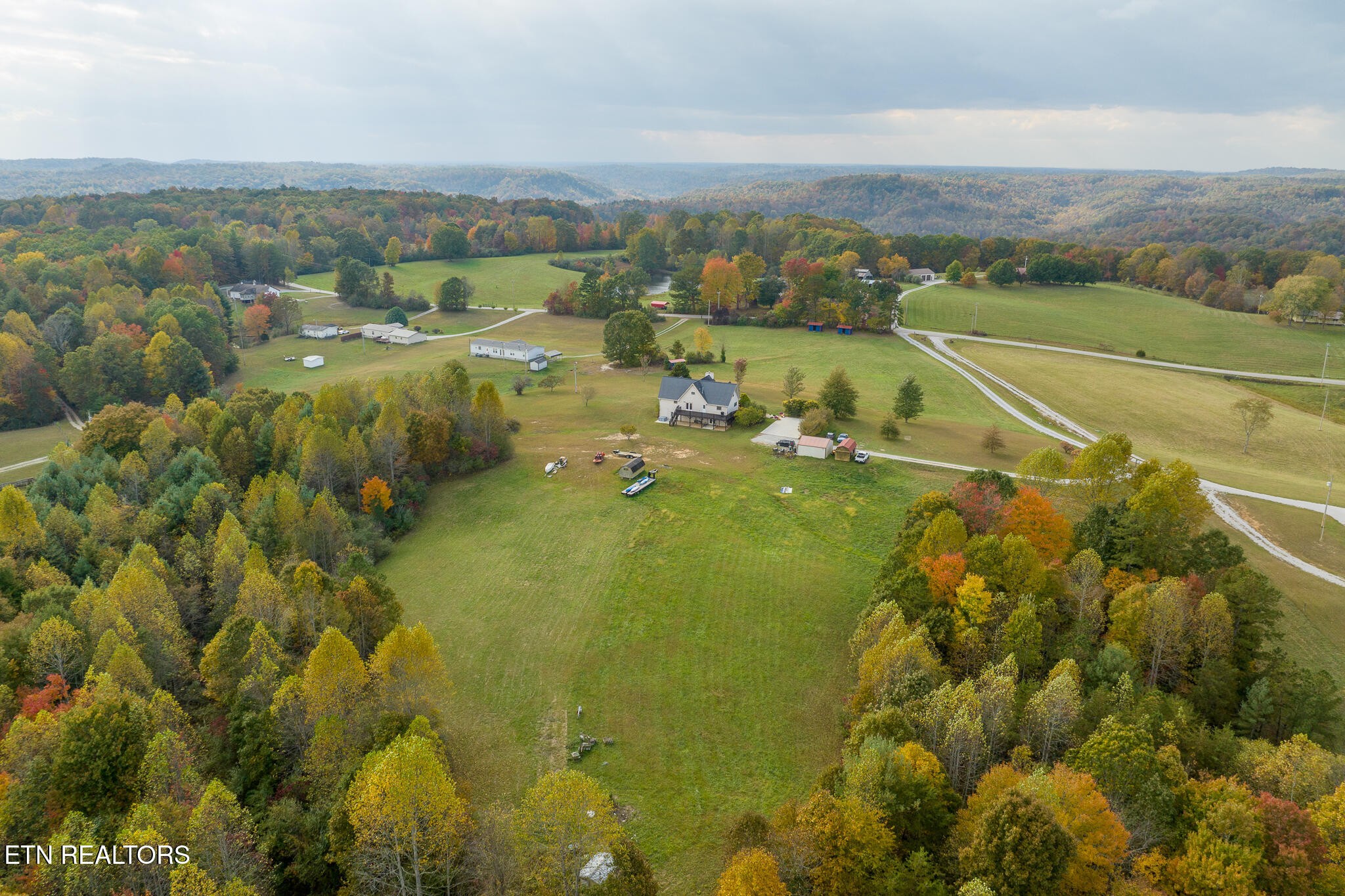3767 Phillips Flats Road Oneida, TN 37841 - Photo 35 of 38