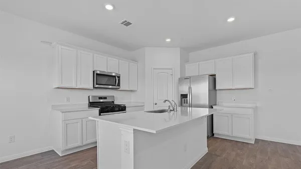 $2,050 | 119 Morning Glory Loop, Kyle, TX 78640