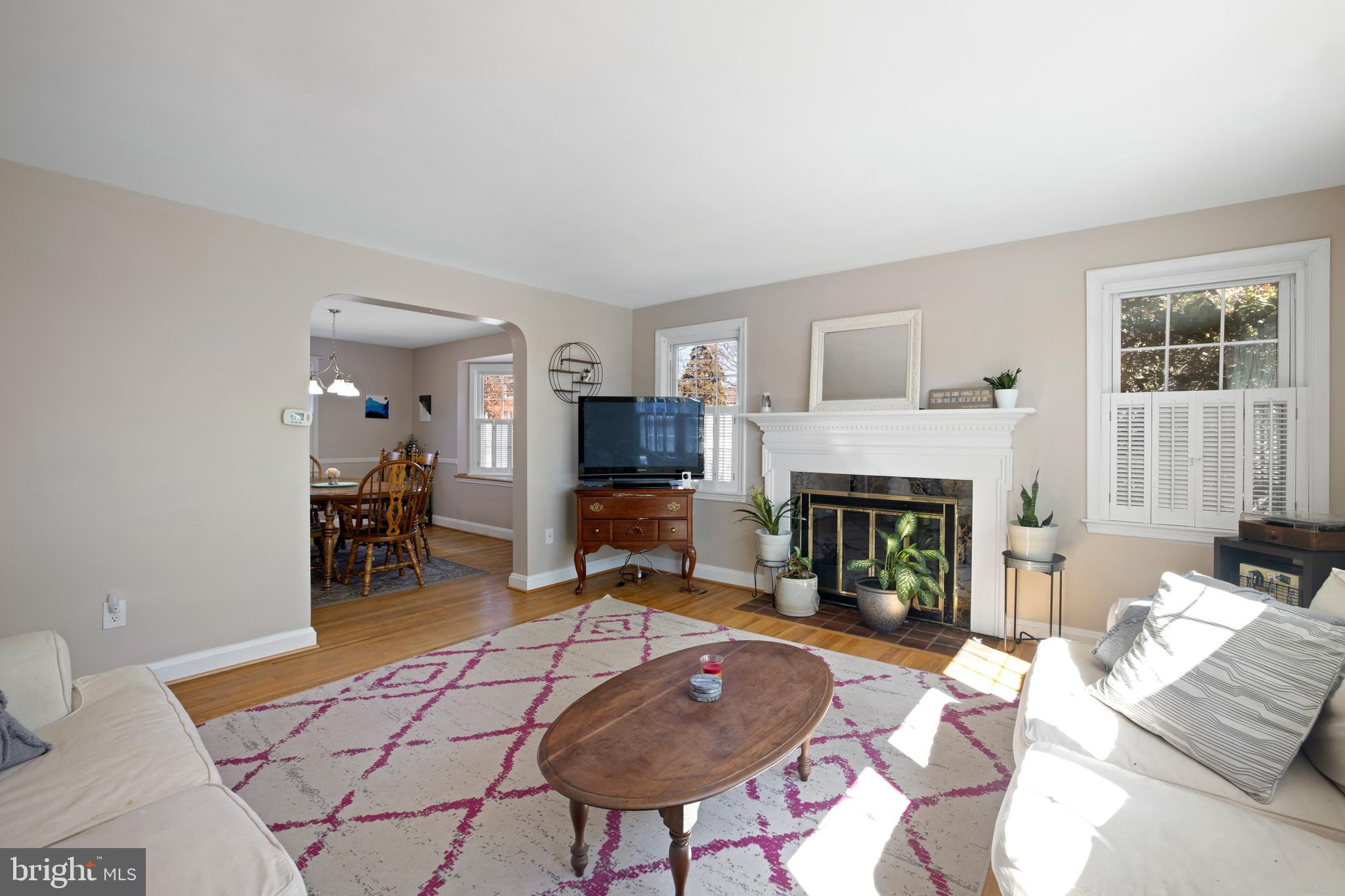 8140 Pleasant Plains Road Baltimore, MD 21286 - Photo 4 of 33 Gallery Image 4