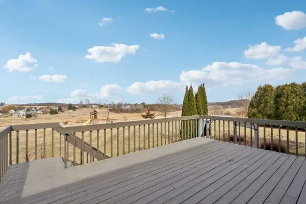 $650,000 | 8580 Stonebrook Circle, Middleton, WI 53562