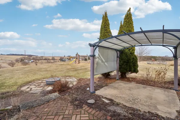 $650,000 | 8580 Stonebrook Circle, Middleton, WI 53562