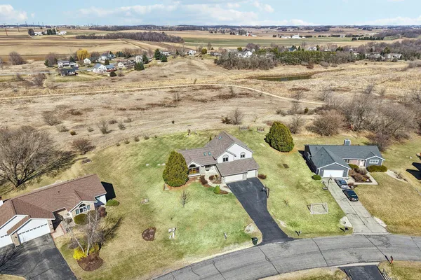 $650,000 | 8580 Stonebrook Circle, Middleton, WI 53562