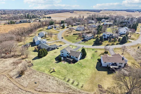 $650,000 | 8580 Stonebrook Circle, Middleton, WI 53562