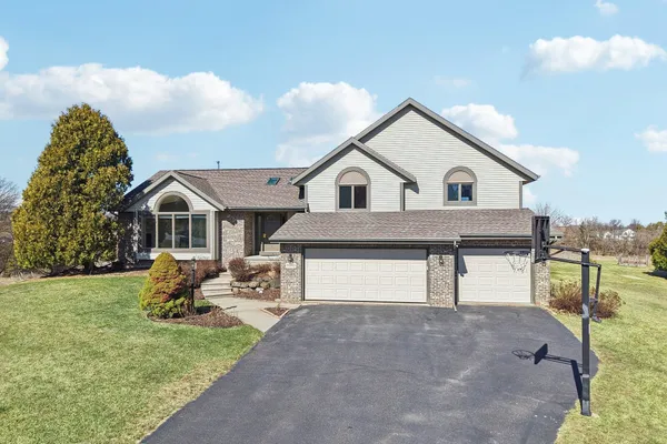 $650,000 | 8580 Stonebrook Circle, Middleton, WI 53562