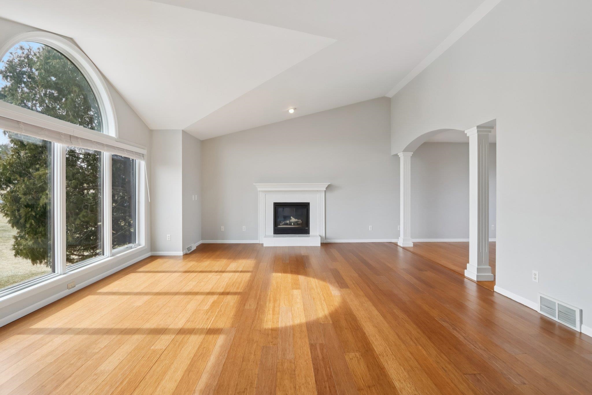 8580 Stonebrook Circle Middleton, WI 53562 - Photo 7 of 62