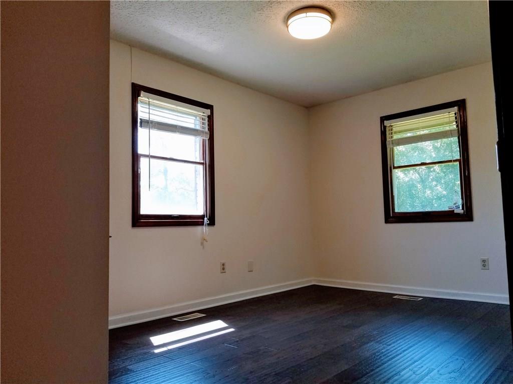 1840 Mitthoeffer Road Indianapolis, IN 46229 - Photo 11 of 19 Gallery Image 11