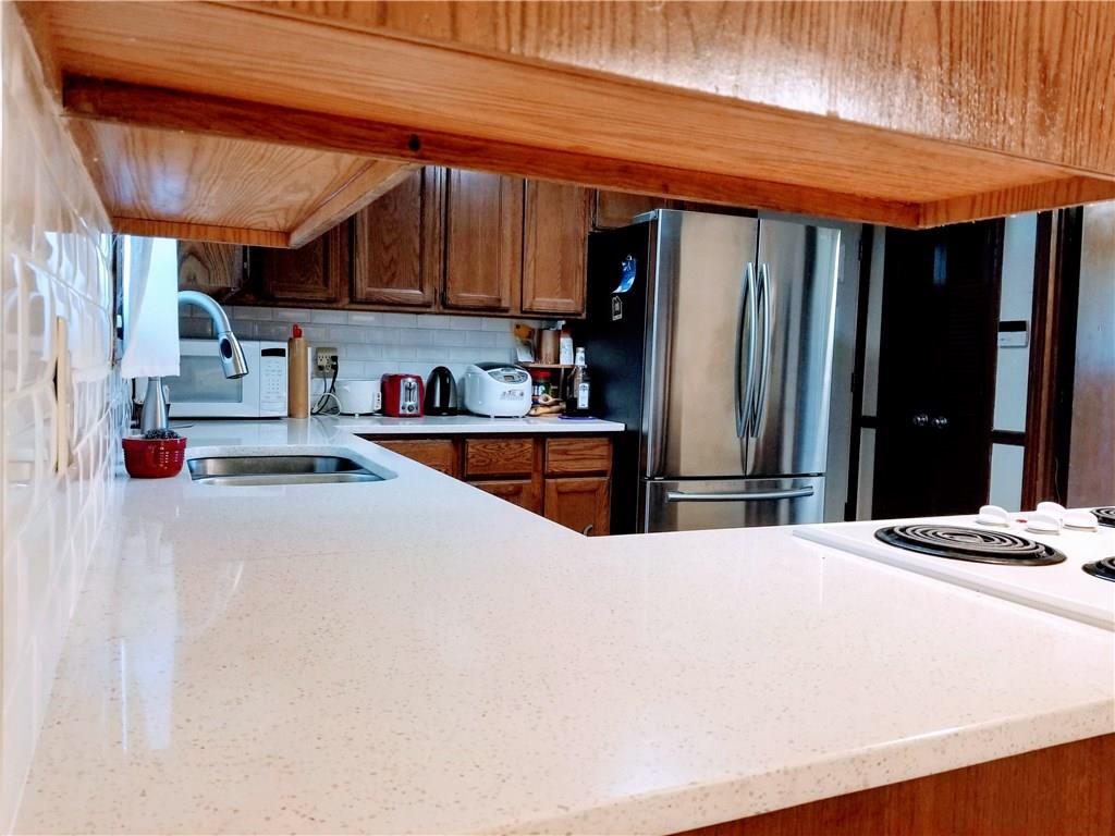1840 Mitthoeffer Road Indianapolis, IN 46229 - Photo 3 of 19 Gallery Image 3