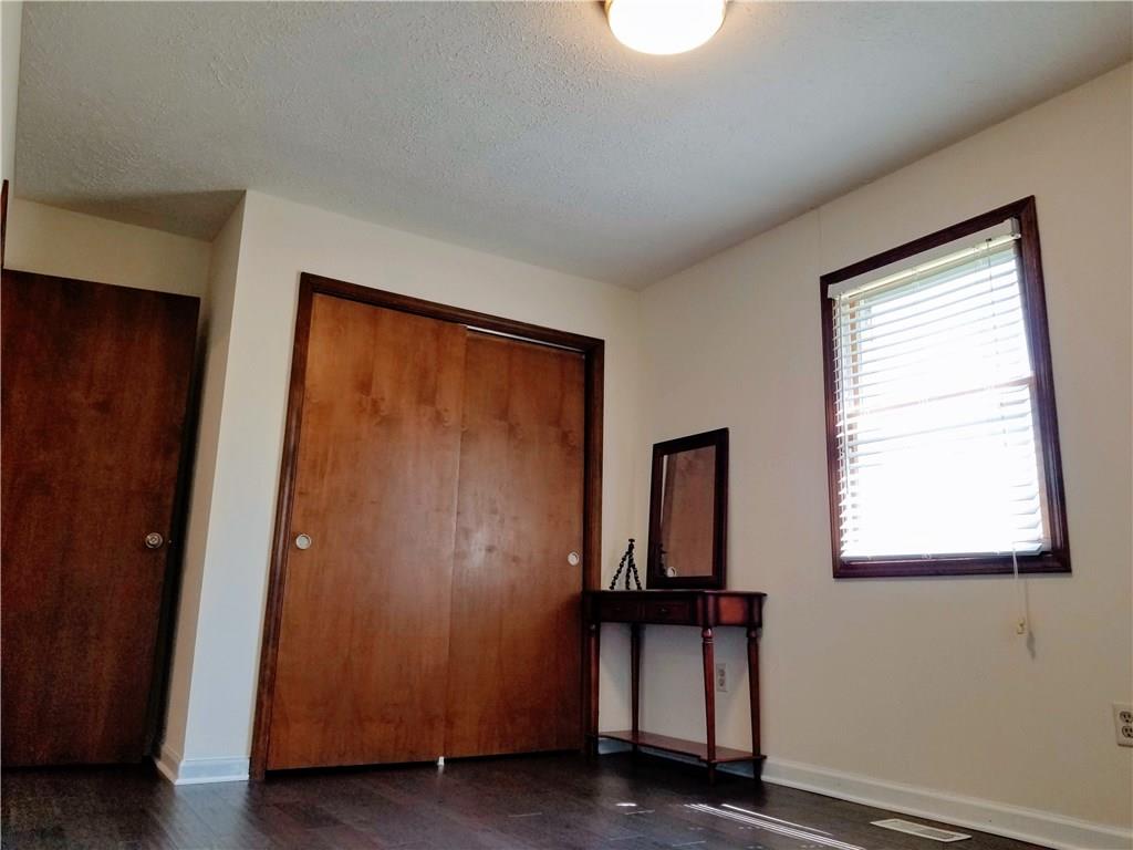 1840 Mitthoeffer Road Indianapolis, IN 46229 - Photo 10 of 19 Gallery Image 10