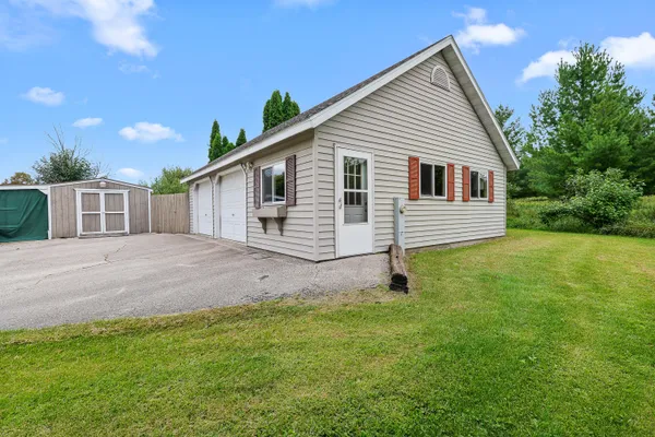 $649,900 | N5120 Summit Court, Empire, WI 54937