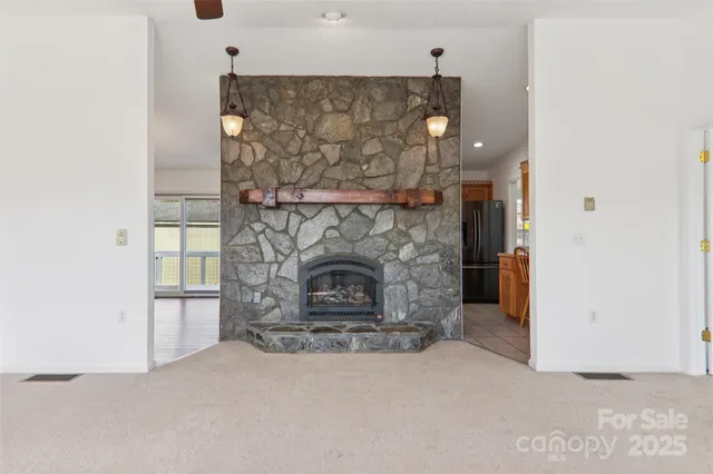 $680,000 | 7 Crystal Lane, Waynesville, NC 28785