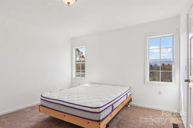 $680,000 | 7 Crystal Lane, Waynesville, NC 28785