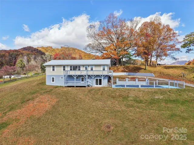 $680,000 | 7 Crystal Lane, Waynesville, NC 28785