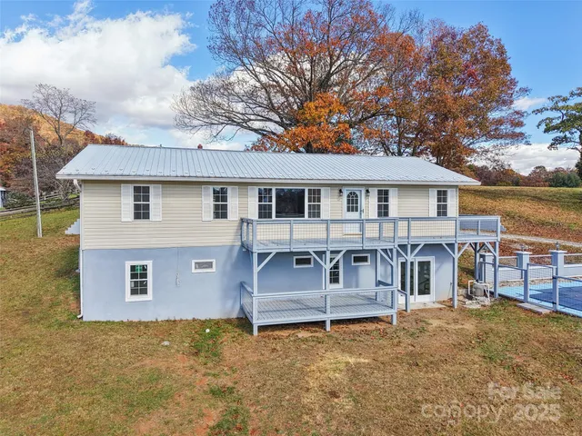 $680,000 | 7 Crystal Lane, Waynesville, NC 28785