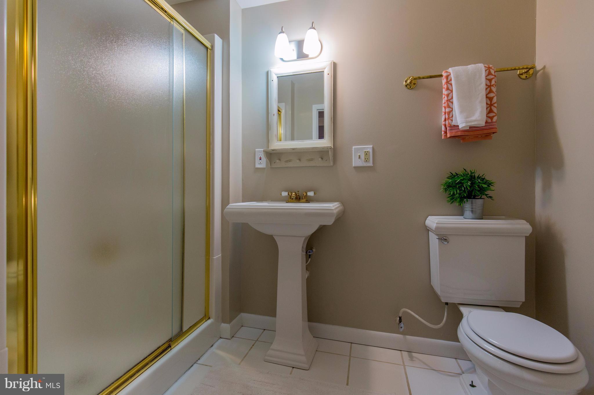 9329 Harvey Road Silver Spring, MD 20910 - Photo 30 of 30 Bath