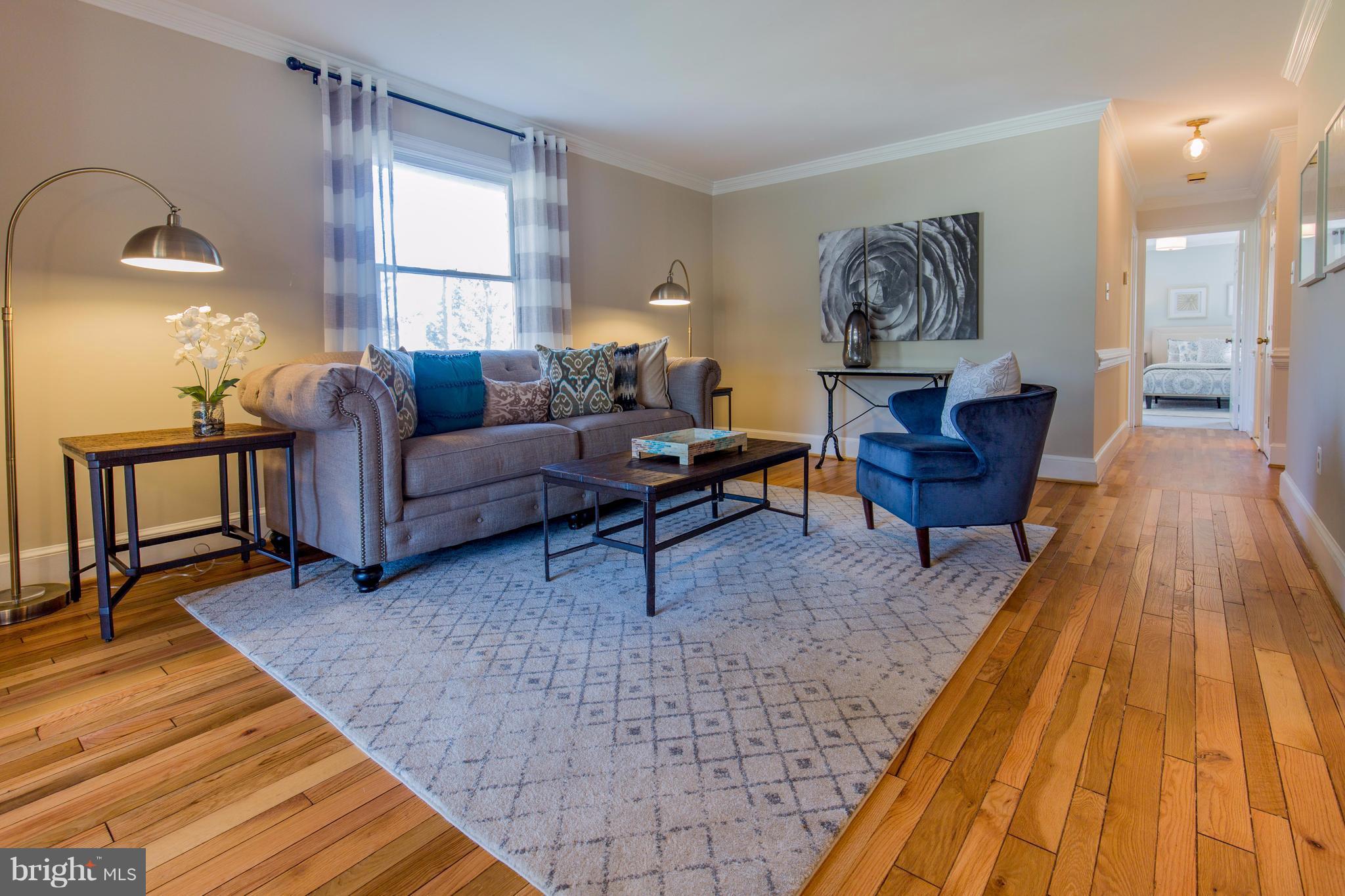 9329 Harvey Road Silver Spring, MD 20910 - Photo 8 of 30 Living Room