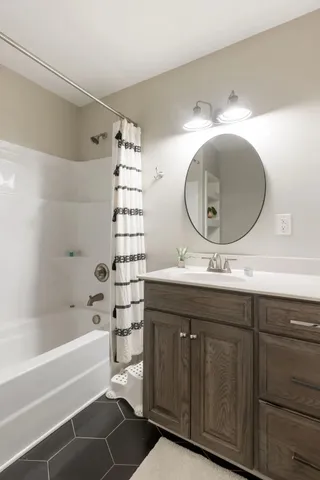 $369,000 | 21 Hilltop Drive, Winchester, TN 37398