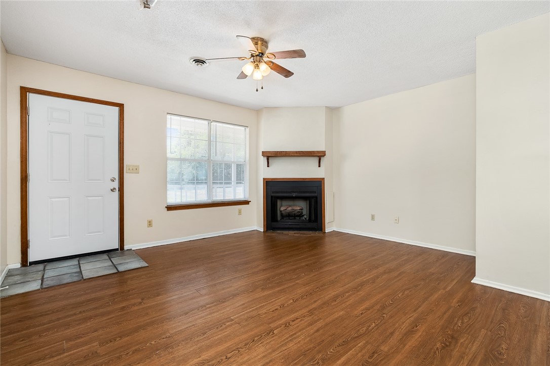 4304 Lexington Way Anderson, SC 29621 - Photo 3 of 25 Gallery Image 3