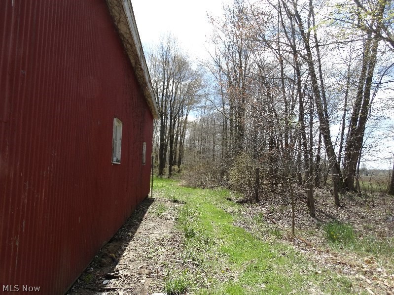 870 Webster Road Jefferson, OH 44047 - Photo 20 of 25 Side of barn