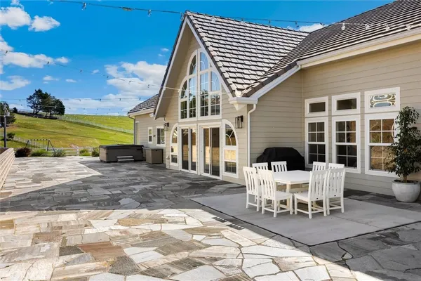 $2,525,000 | 172 Falcon Crest Drive, Arroyo Grande, CA 93420