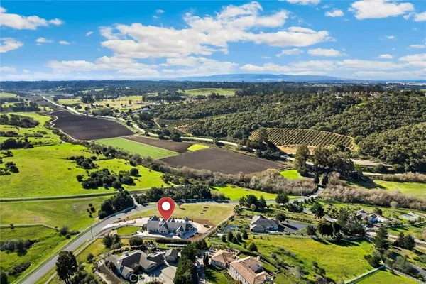 $2,525,000 | 172 Falcon Crest Drive, Arroyo Grande, CA 93420