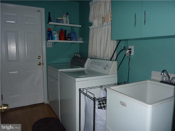 405 Wayland Road Cherry Hill, NJ 08034 - Photo 12 of 20 Laundry Room