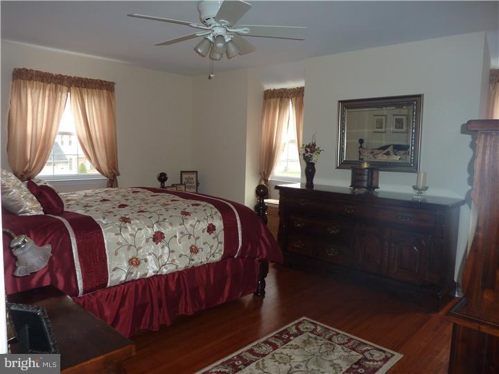 405 Wayland Road Cherry Hill, NJ 08034 - Photo 13 of 20 Master Bedroom