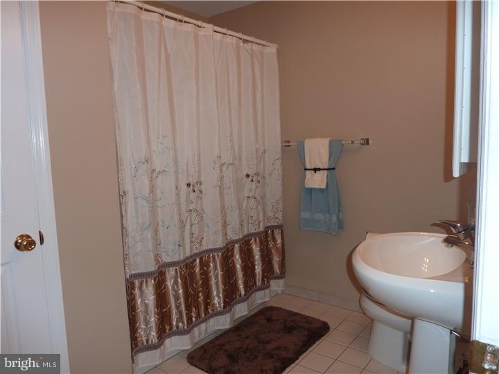 405 Wayland Road Cherry Hill, NJ 08034 - Photo 19 of 20 Bathroom