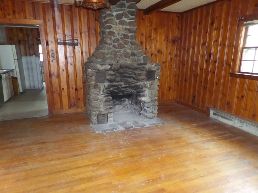 259 Park Avenue Wareham, MA 02538 - Photo 5 of 13 a view of water heater room